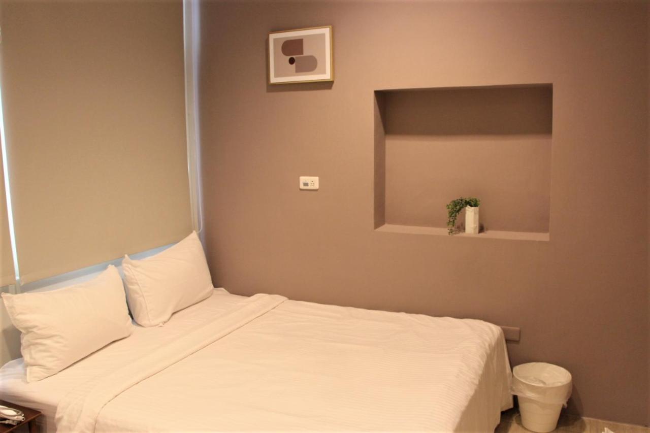 Hotel 微趣 Wechill Tainan Exterior foto
