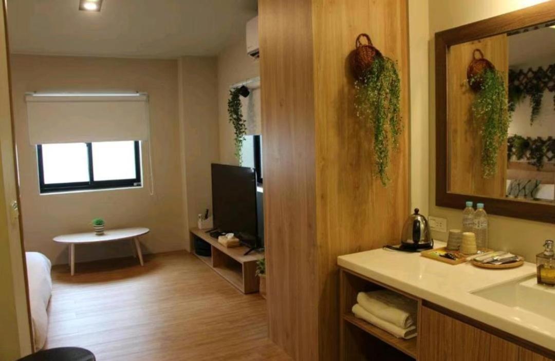 Hotel 微趣 Wechill Tainan Exterior foto